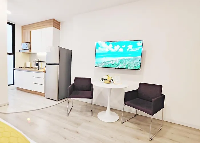 Conchita 1 Maiahome Chic Condesa King Bed Apartment Mexico City